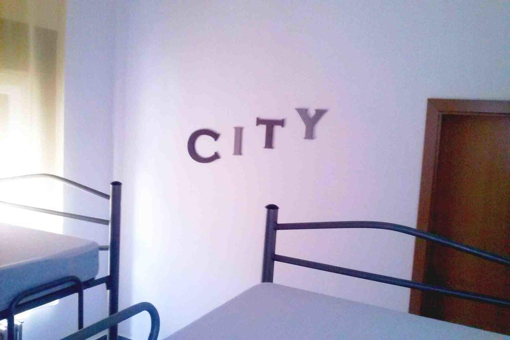 Albergue Internacional De Teruel City Backpackers Стая снимка