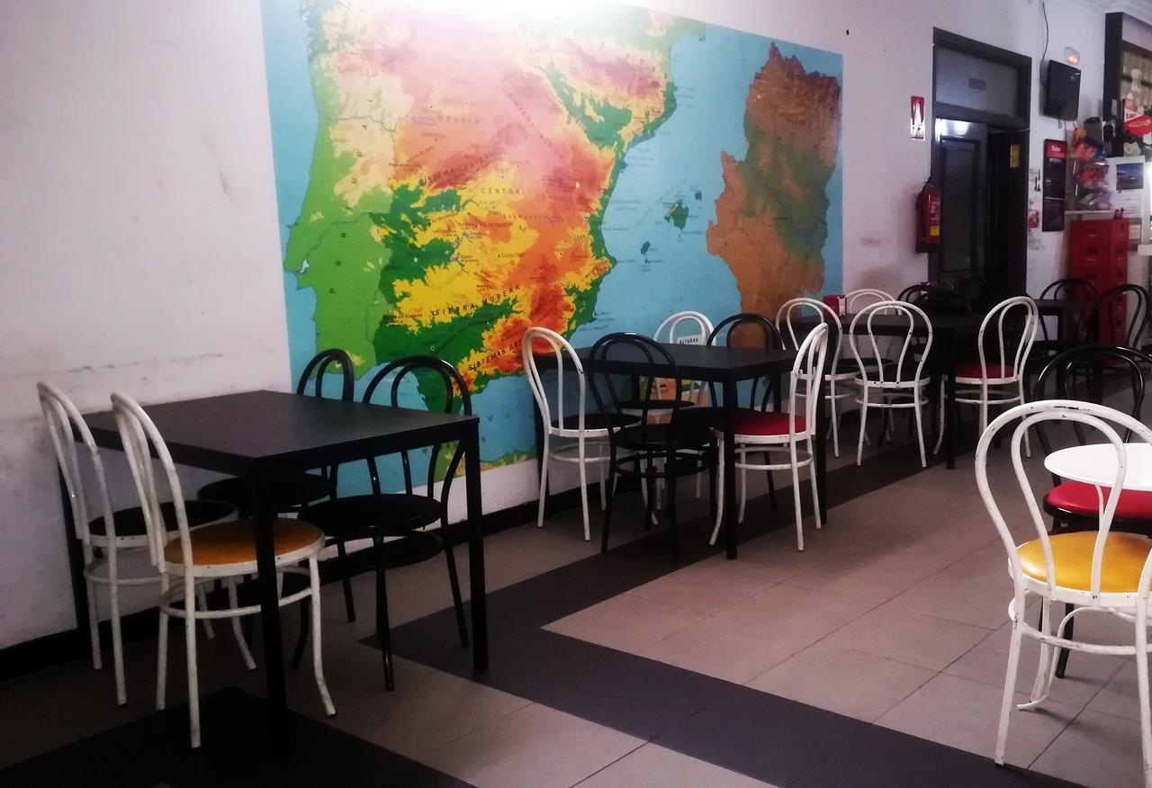Albergue Internacional De Teruel City Backpackers Екстериор снимка