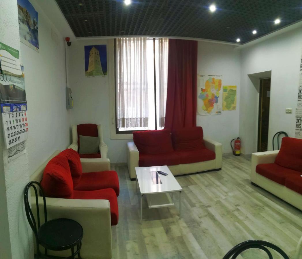 Albergue Internacional De Teruel City Backpackers Екстериор снимка